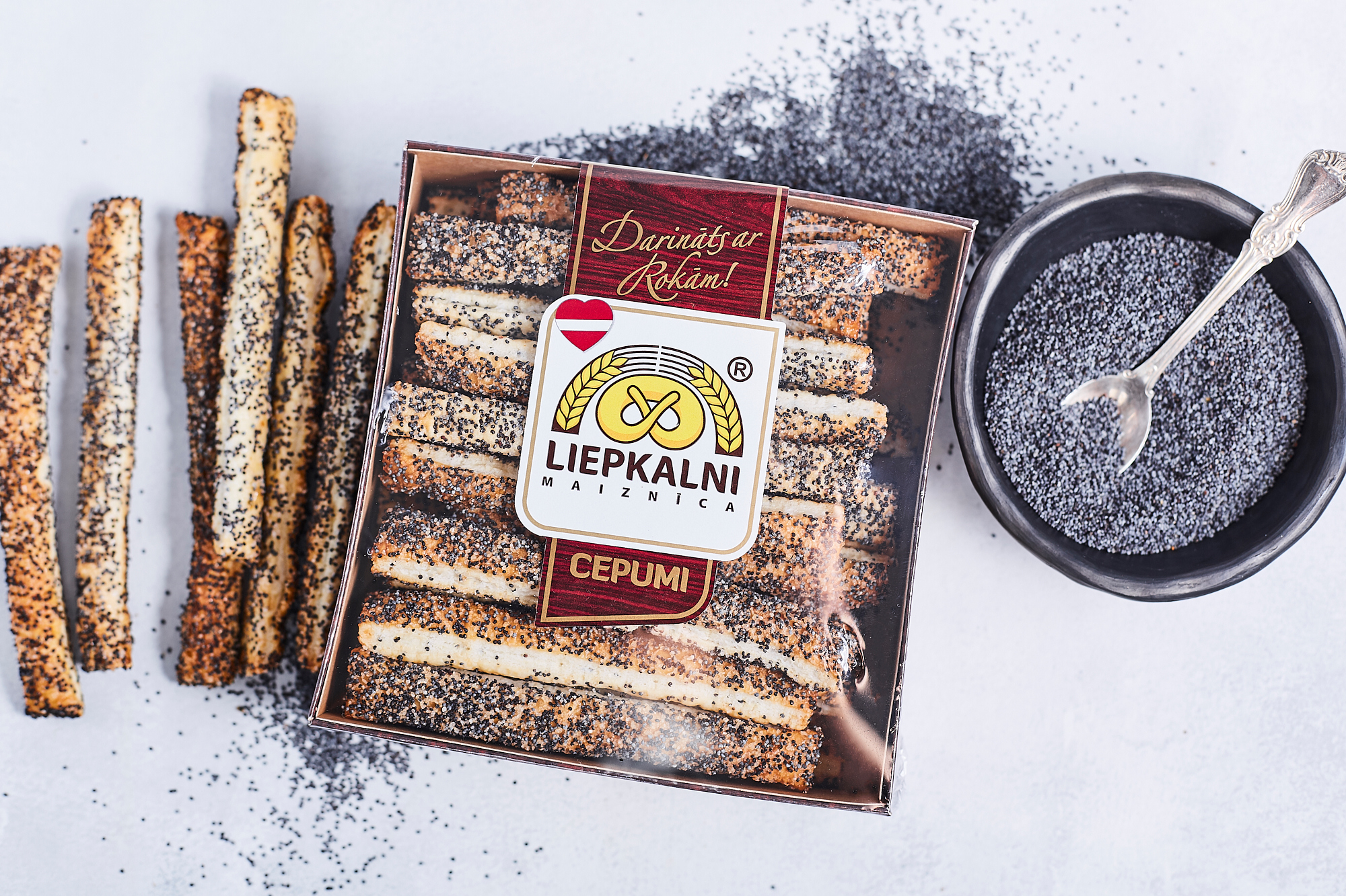 Puff pastry twists with poppy-seeds