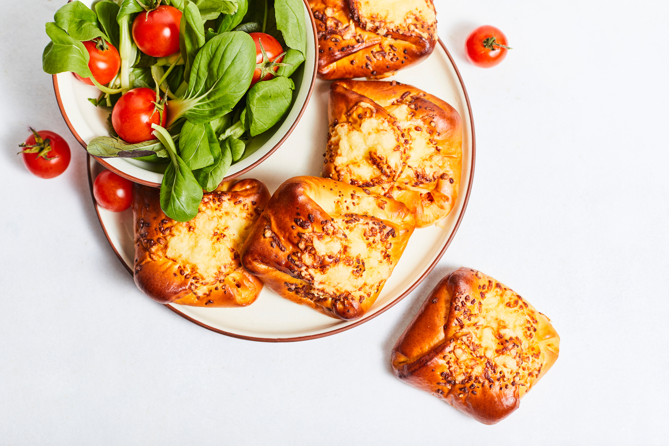 Bread roll Pizza pocket