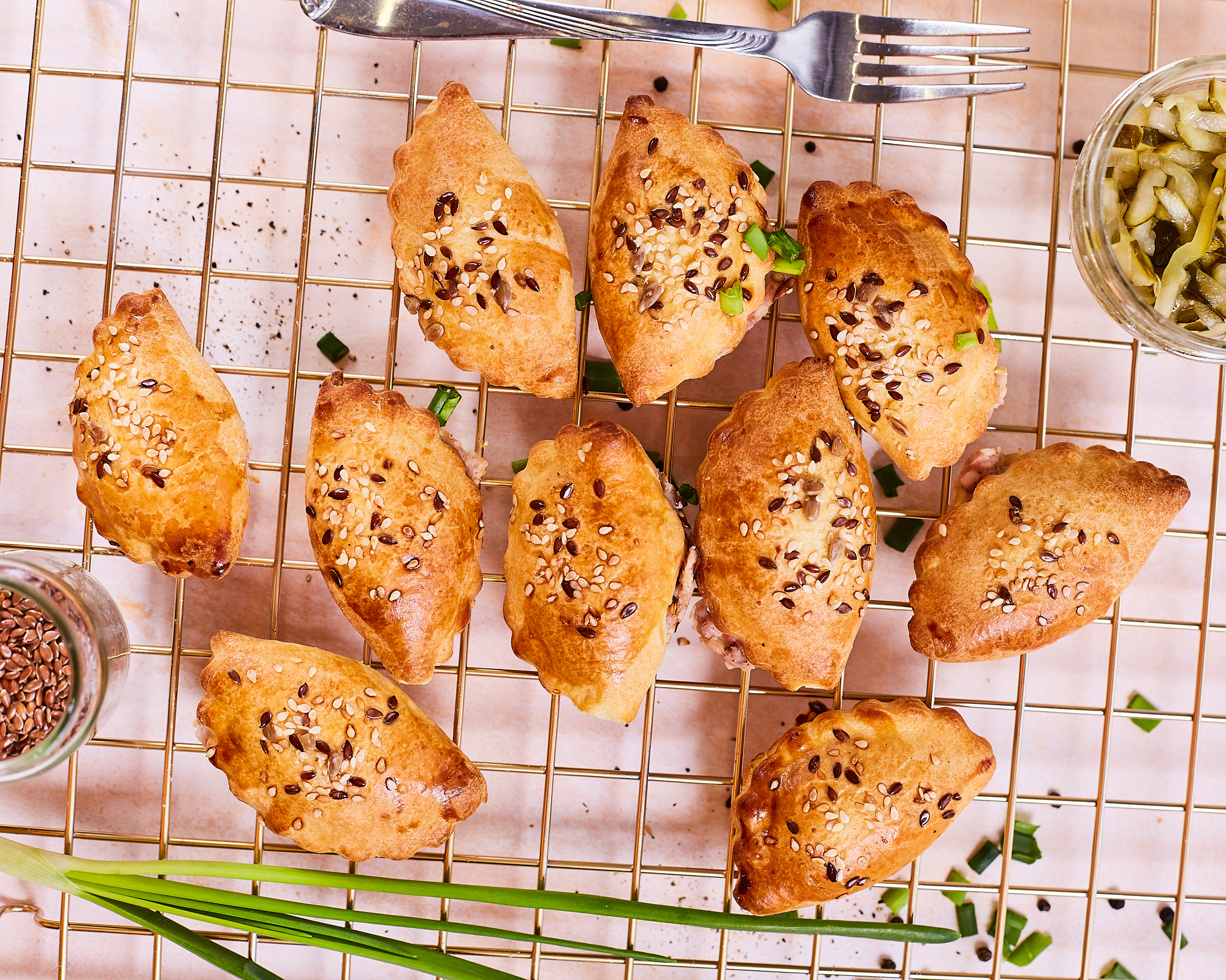 Mini pasties with cucumber and meat