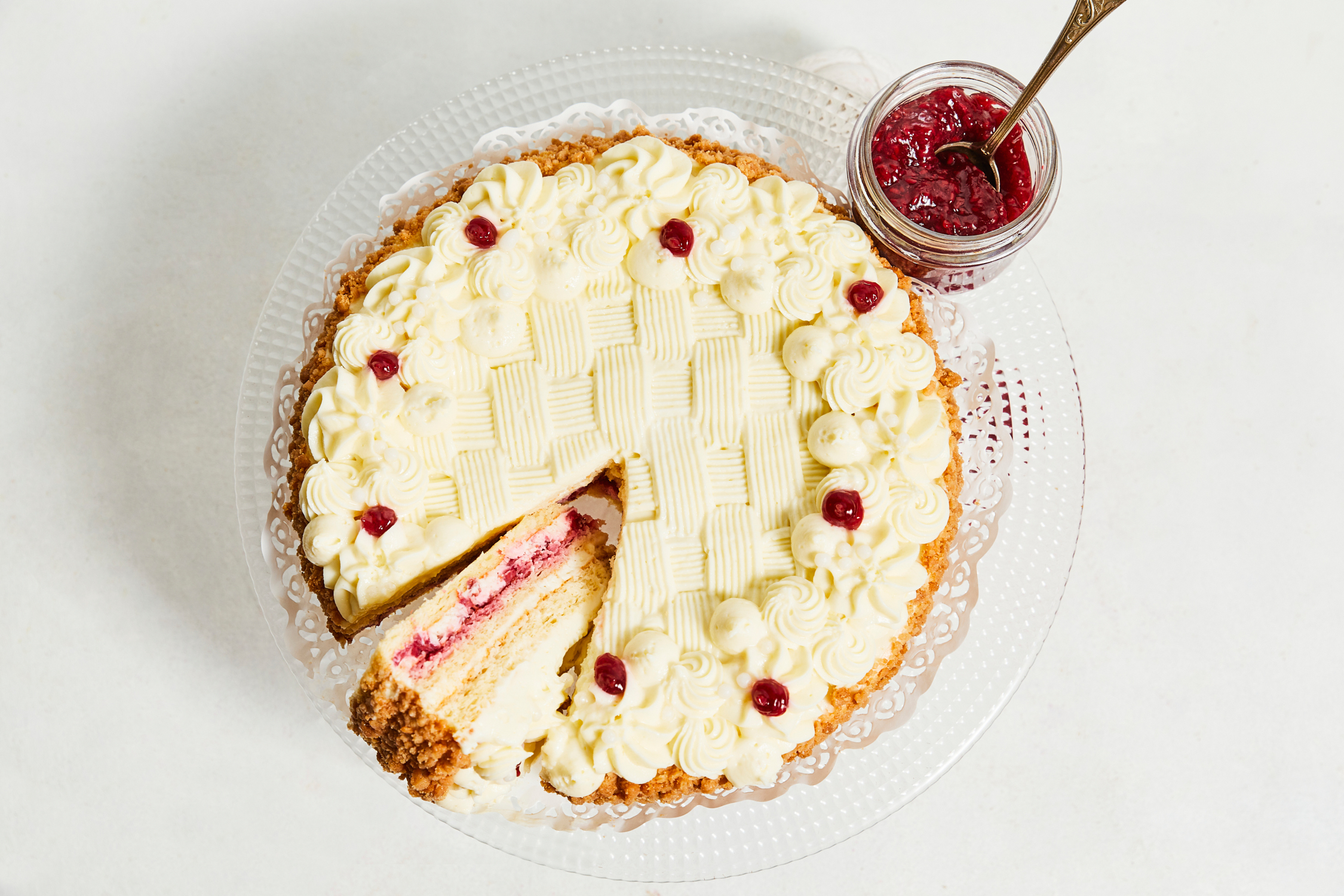 Cake "Ejam ciemos" ("Let's visit")
