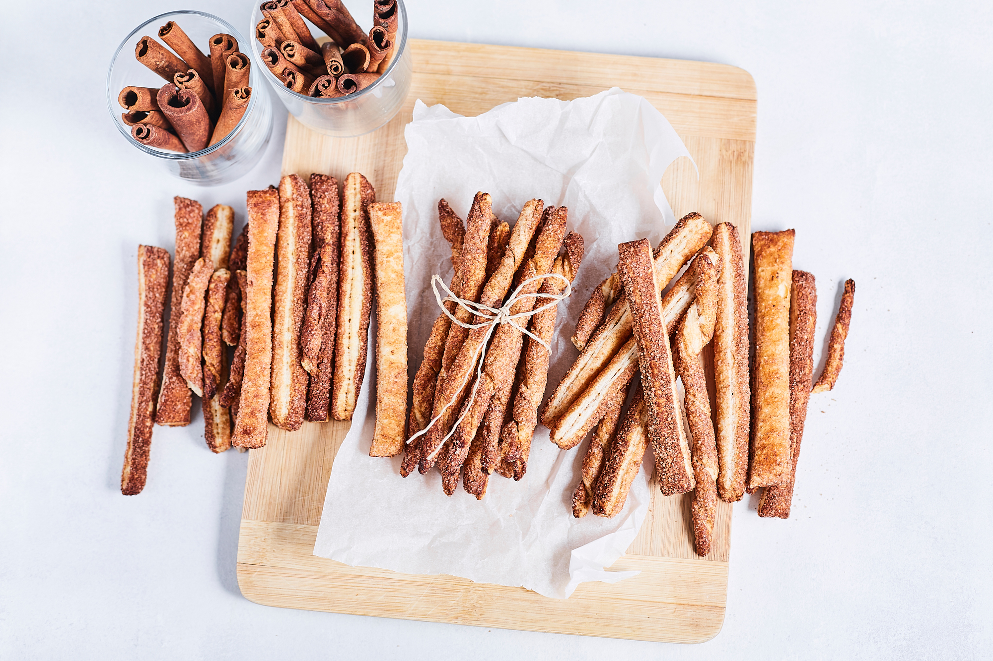 Puff pastry twists with cinnamon